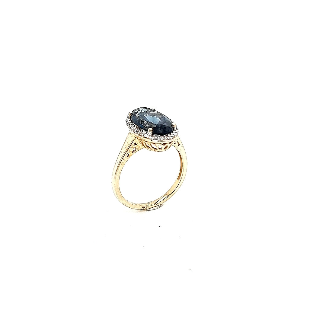 9ct Yellow Gold London Blue Topaz Diamond Ring 0.20Ct