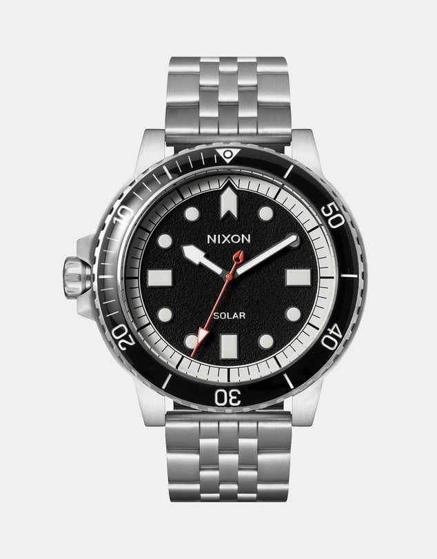 NIXON Stinger 44 Black Face